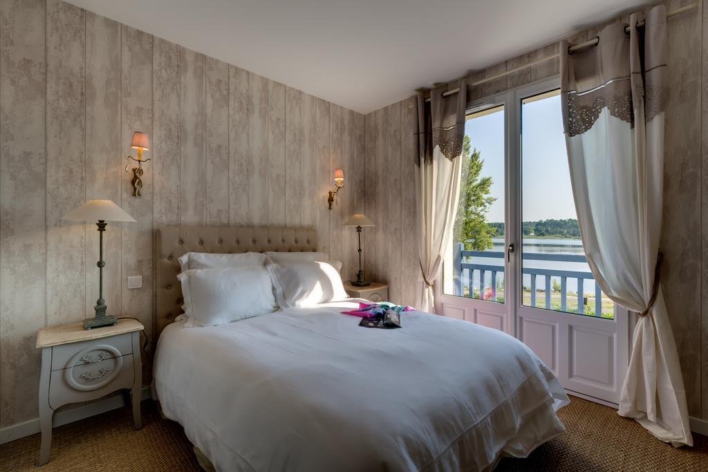Les Eaux Qui Rient Bed & Breakfast Sanguinet Oda fotoğraf